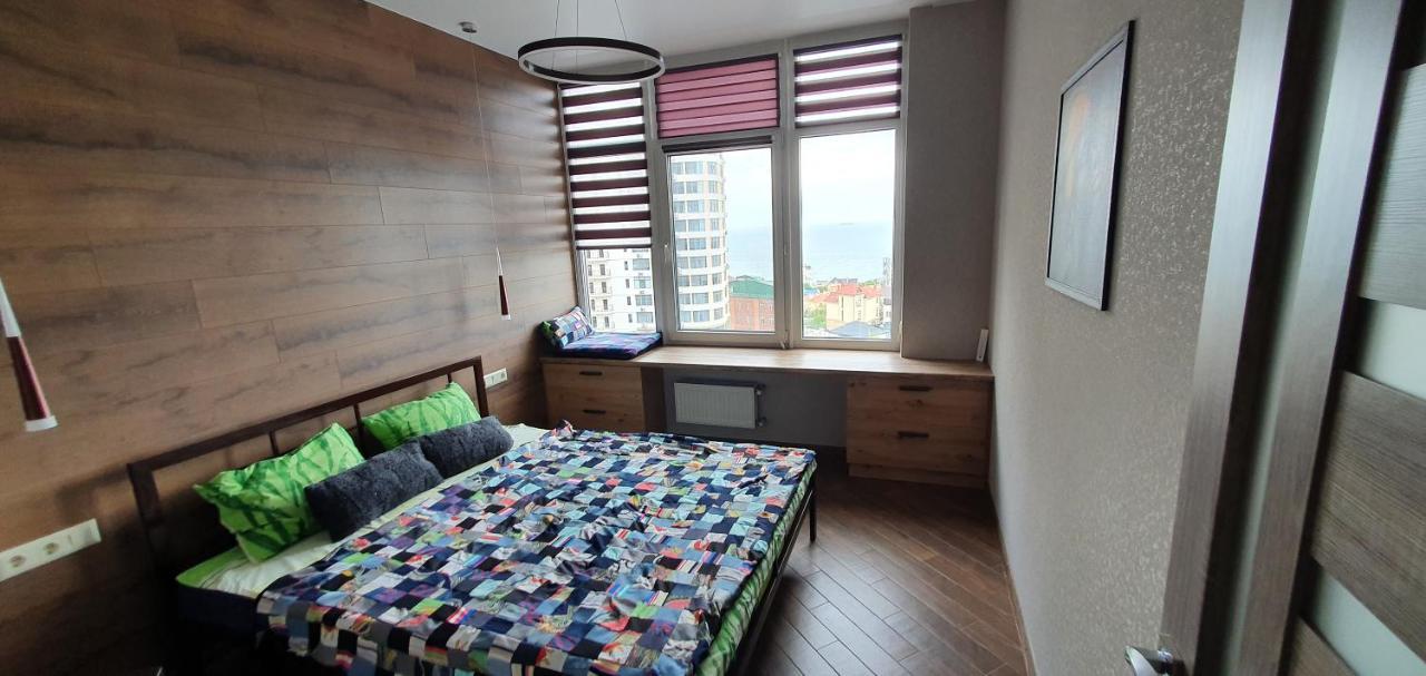 Apartments with the sea view Odessa Esterno foto