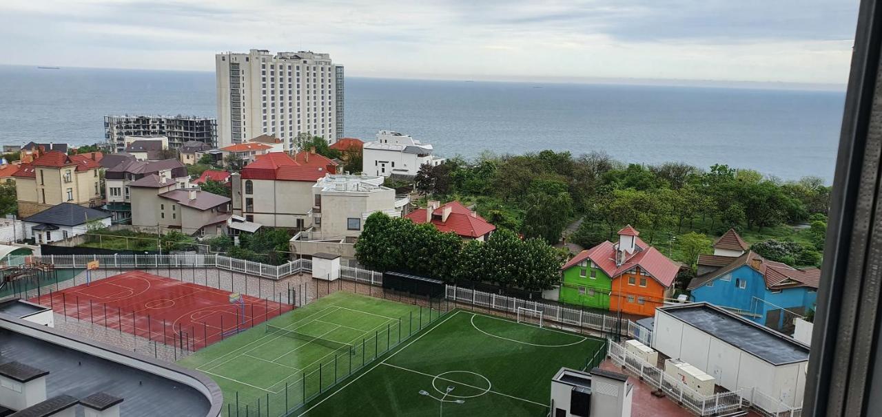 Apartments with the sea view Odessa Esterno foto
